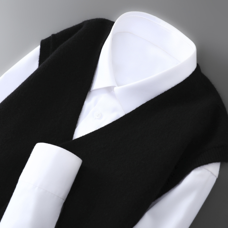 Férfiaknak készült vastag gyapjú V-nyakú, ujjatlan mellény – 100% gyapjú