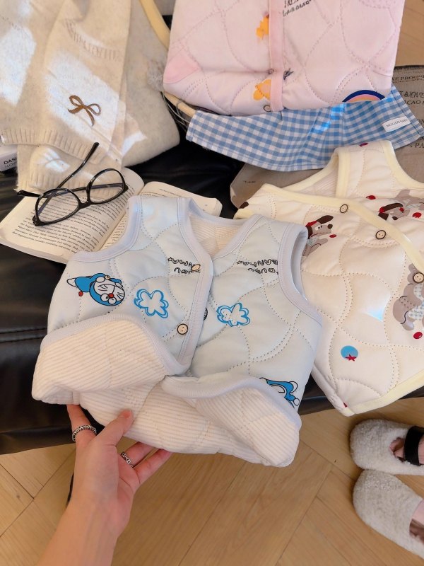 Bērnu vestes – brīvā stila kardigāna, bieza, poliestera pildījums, poliestera oderē