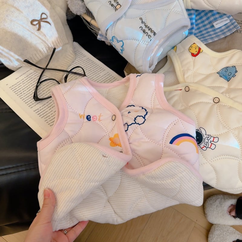 Bērnu vestes – brīvā stila kardigāna, bieza, poliestera pildījums, poliestera oderē