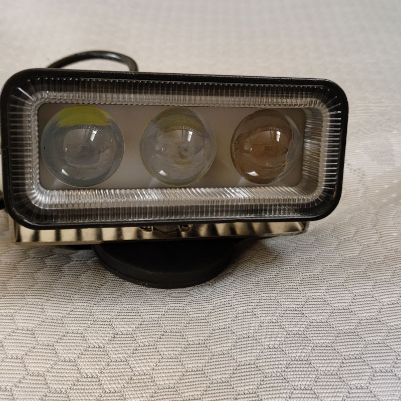 Noćna ribolovna svjetiljka s laserom – Visoka snaga, Napajanje baterijom, Laserski izvor svjetla