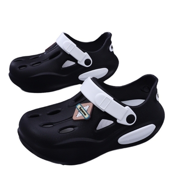 Férfi EVA strand szandál EVA felsőrésszel és talppal, zárt orrú, csúszásmentes, pántos zárás, 2–3 cm sarok