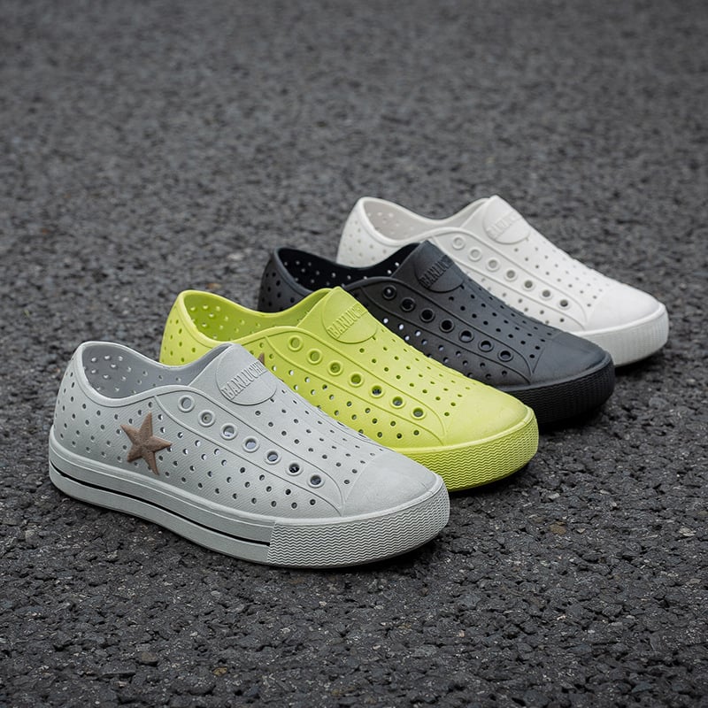 Мъжки плажни сандали с дупков дизайн, EVA горна част, PVC подметка, кръгъл нос, плосък ток, лято