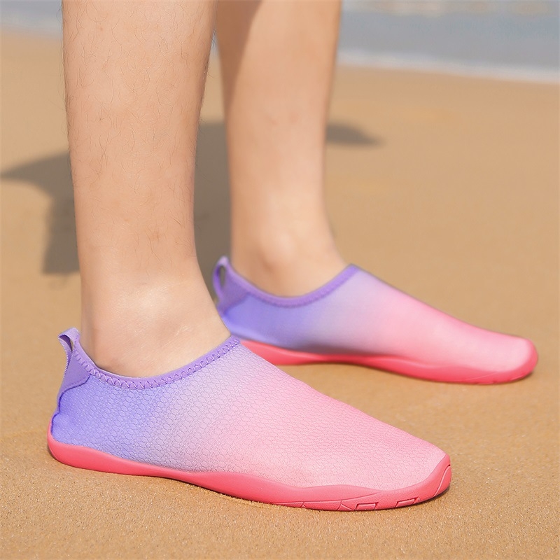 Obuća za rijeku – niski profil, prozračni gornji dio, mrežasti unutarnji dio, gumeni potplat, protuklizna površina