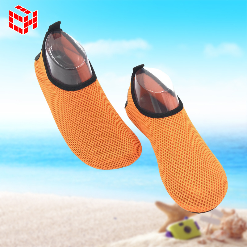 Vodene cipele za ronjenje i plivanje, mrežasti gornji dio prozračan, protivklizni gumeni potplat, EVA srednja potplat