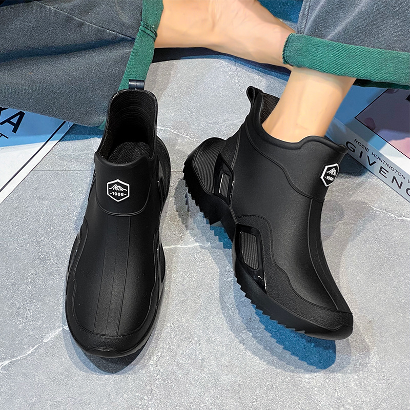Унисекс дъждовни ботуши със средна височина, водоустойчиви гумени обувки, антихлъзгащи и износоустойчиви, EVA стелка, гумена подметка, нисък ток