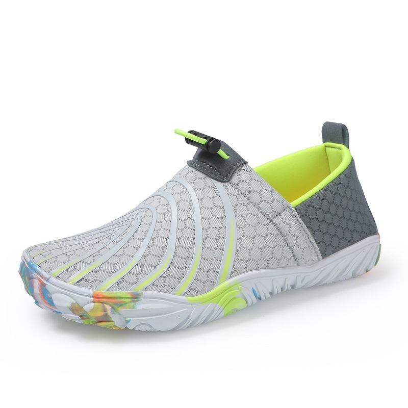 Dječje tenisice za prelazak rijeke: gornji dio od mrežaste tkanine, izdržljiva gumena đon, srednja gumena podstava, niski kroj