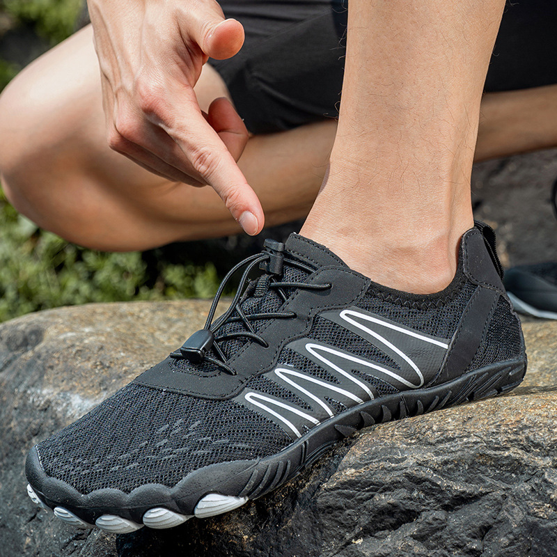 Cipele za prelazak rijeke, gornji dio od Lycra elastika, unutarnja mreža, gumeni đon, EVA srednji sloj