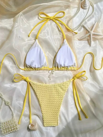 Дамски бански с открит гръб и презрамки, едноцветен, полиестер 82% с подплата полиестер-спандекс 18%