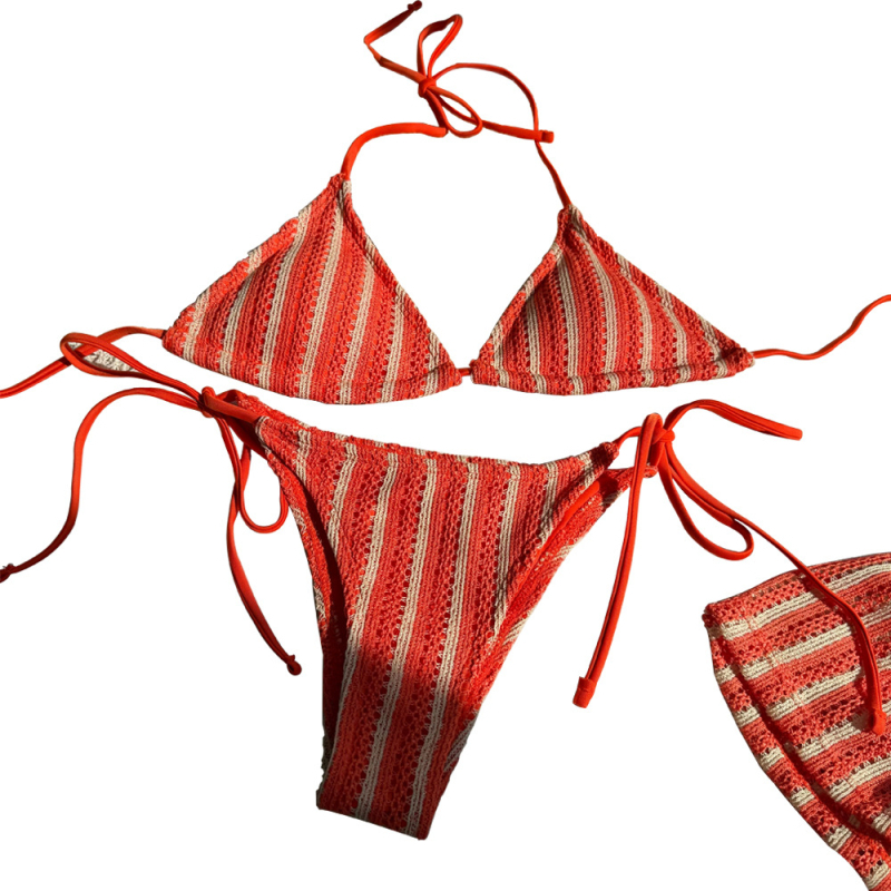 Комплект от три части бански с райета и секси връзки, подплънки за бюст, полиестер 82%, подплата 18% спандекс, за плуване и водни спортове