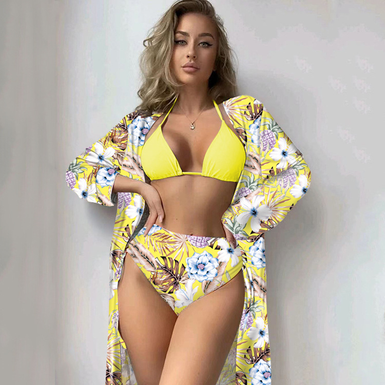 Три части бански комплект с дълъг ръкав — флорален принт, висока еластичност, подплатени гърди, полиестер 85/15, подплата 90/10