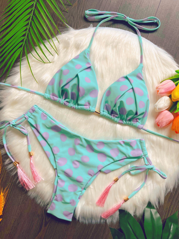 Női kétrészes bikini virágmintás, háromszög felső, gyorsan száradó poliészter, magas rugalmasság, belső párna