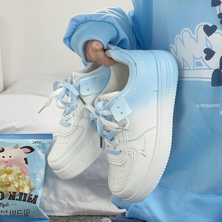 Спортно-ежедневни дамски обувки с PU горно покритие, гумена подметка, нисък профил, връзки, дишаща мрежеста подплата