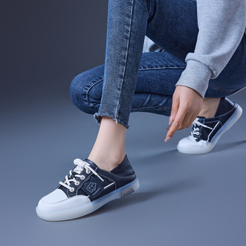 Γυναικείες Mori girl sneakers με στρογγυλό μύτη, γνήσιο δέρμα στην επάνω επιφάνεια, χαμηλό ύψος, σόλα από τένοντα βοείου