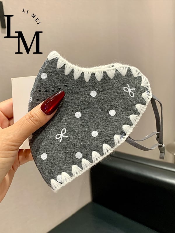 Зимна топла маска за лице – унисекс, антибактериална, ушни ластици (Полиестерно влакно; Антибактериална функция; Ушни ластици; Монохромен принт; Персонализирана печат/логотип)