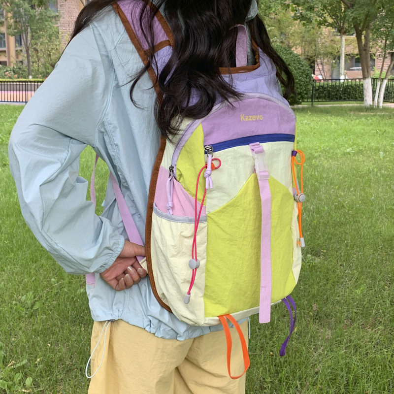 Раница PU лека за пътуване с извити презрамки, подплата от полиестер, модел с букви