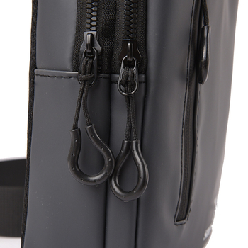 Vīriešu krūšu soma – korejiešu stilā crossbody, PU āda, ūdensnecaurlaidīga, der 8 collu klēpjdatoram, USB ports