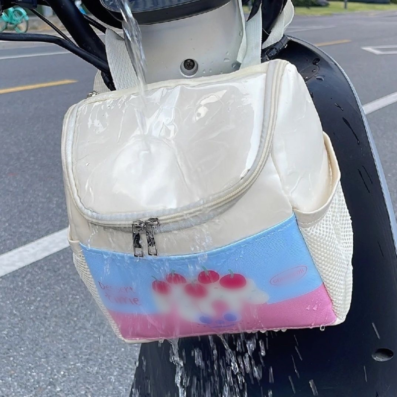 Prednja viseća torba za električna vozila – vodootporna, kožna, pretinac za punjač (Koža; Vodootporna; Prednja viseća konstrukcija; Pretinac za punjač)