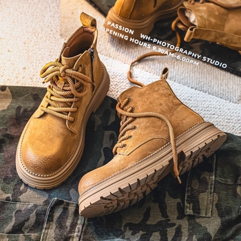 Martin saapad unisex, briti stiilis keskmise kõrgusega, pealmine materjal esimesest sea nahast, ümmarguse varbakujul, kummist talla, külgtõmblukk