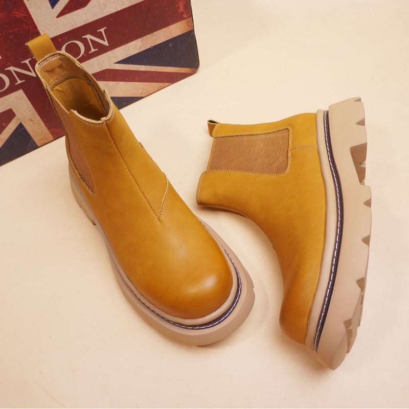 Meeste kahekihiline nahast saabas Martensi stiilis, kummist talla, keskmise pikkusega sääre, ümmargune varvas, kõrgust suurendav funktsioon, ees nöörimine