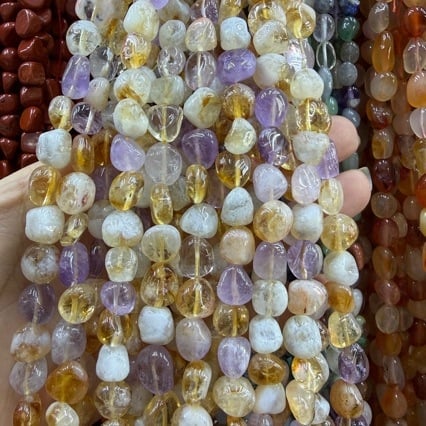 Gyöngyök – Természetes kő, rendezetlen amorf alak, csiszolás és polírozás, félkész gyöngyök