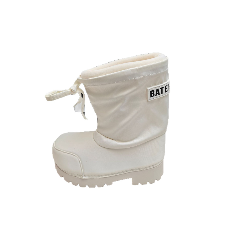 Sieviešu ziemas ūdensnecaurlaidīgas zābaki ar biezu zoli un plašu purnu, augsts augšdaļas, silta oderējuma, gumijas zole