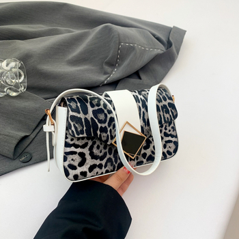 Чанта през рамо за жени — градски минималистичен стил, PU материал, хоризонтално квадратна форма, магнитно закопчаване, вътрешен джоб за телефон.