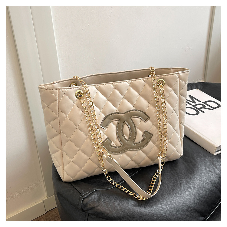 PU Τσάντα Tote από PU με διακοσμητικό διαμάντι σε quilting σχέδιο, κλείσιμο με φερμουάρ, μαλακή υφή, εσωτερική θήκη για κινητό, με εσωτερικό διαχωριστικό