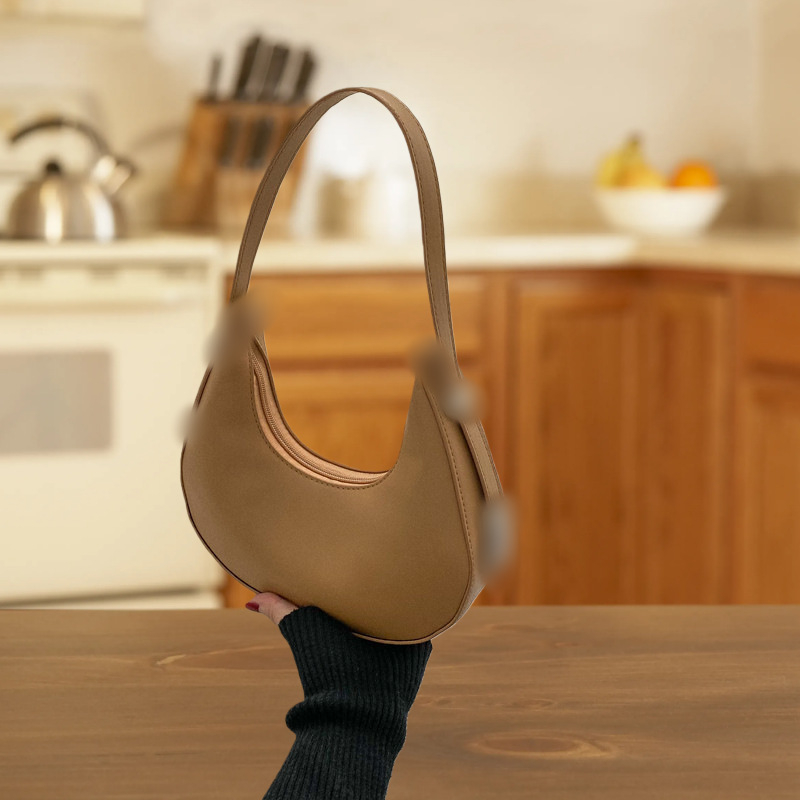 Geantă de umăr din PU, formă dumpling, stil urban minimalist, închidere cu fermoar, căptușeală din polyester