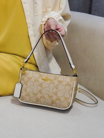 Τσάντα μασχάλης με εκτύπωση Mahjong, PVC υλικό, οριζόντιο τετράγωνο σχήμα, φερμουάρ, επένδυση πολυεστέρα, εσωτερική θήκη για κινητό