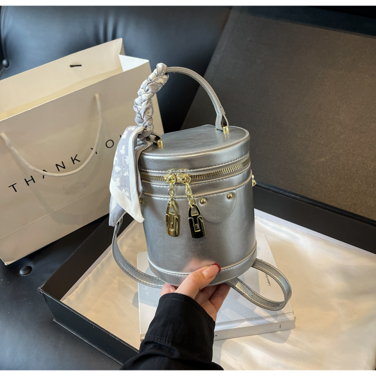 Γυναικεία κυλινδρική τσάντα bucket, PU, φερμουάρ, επένδυση από πολυεστέρα, αστικό μινιμαλιστικό στυλ, με μία ιμάντα