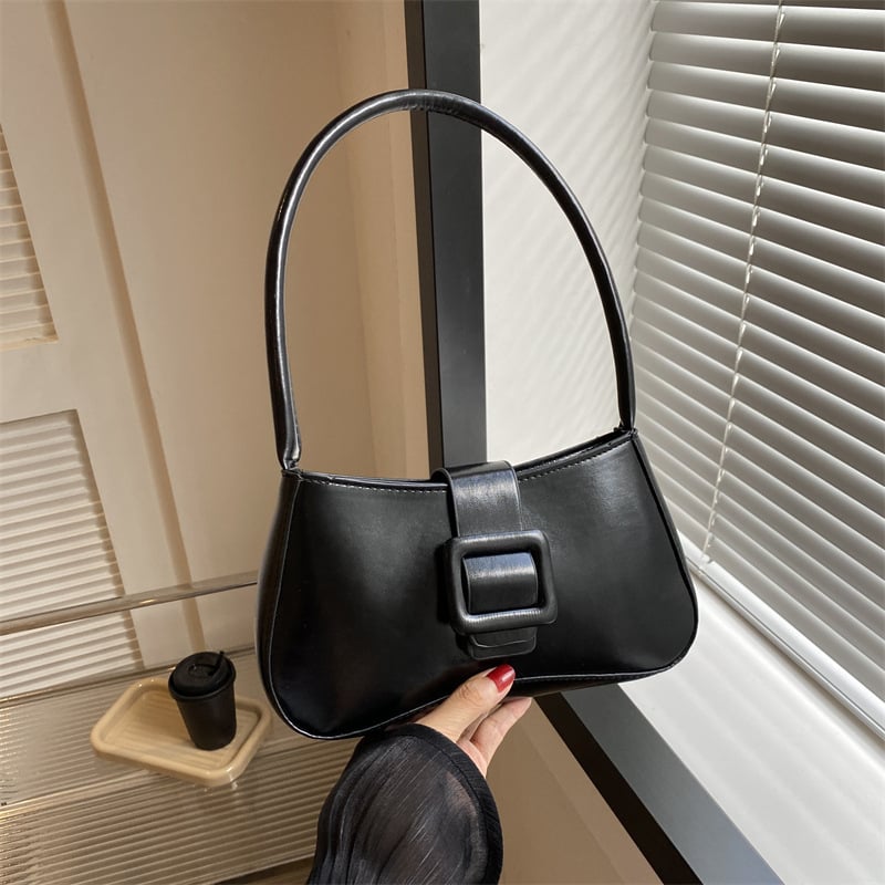 Τσαντάκι PU σε street style, μαγνητικό κούμπωμα, οριζόντιο τετράγωνο σχήμα, εσωτερική θήκη εγγράφων