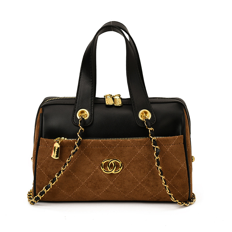 Γυναικεία τσάντα Boston με καπιτονέ μοτίτο διαμαντιού, PU υλικό, κάθετη τετράγωνη μορφή, κλείσιμο με φερμουάρ, επένδυση πολυεστέρα, εσωτερικός θάλαμος με φερμουάρ και θήκη για κινητό, μία ιμάντας στον ώμο, καθημερινή χρήση, καλοκαίρι 2025