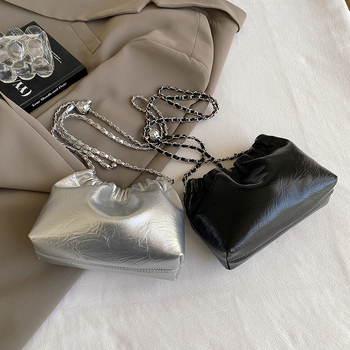 Τσάντα ώμου crossbody από PU, unisex σχήμα κουβά, με θήκη φερμουάρ, άνοιξη 2024