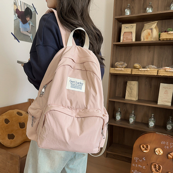 Női iskolai hátizsák, városi minimalist stílus, nylon anyag, kapacitás 20–35L, görbült vállpántok, poliészter bélés