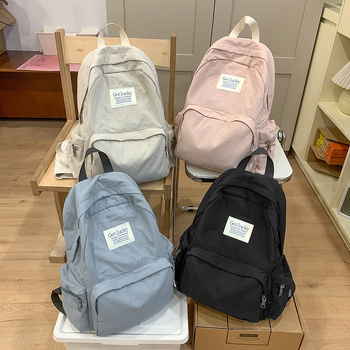 Női iskolai hátizsák, városi minimalist stílus, nylon anyag, kapacitás 20–35L, görbült vállpántok, poliészter bélés