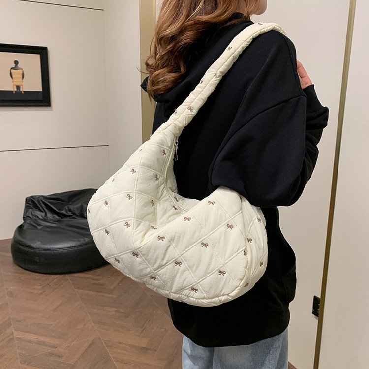 Τσάντα crossbody από πολυεστέρα με φερμουάρ, σχέδιο cloud, οριζόντιο τετράγωνο σχήμα, καπάκι, επένδυση από νάιλον, εσωτερική θήκη για κινητό, μόνο ένας ιμάντας, καθημερινή χρήση