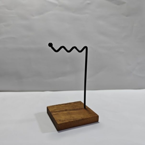 Дървен дисплей за бижута за обици, гривни и огърлици — окачващ рафт, арт стил