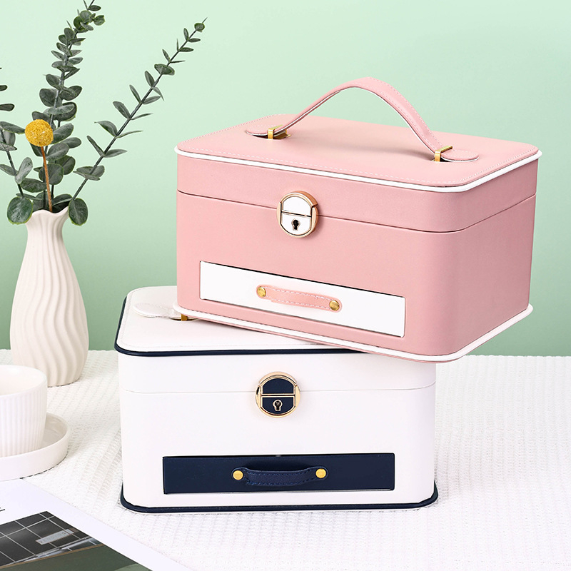 Кутия за бижута с огледало, три слоя — преносима за настолно съхранение, прахоустойчива и влагозащитена, пластмасова конструкция