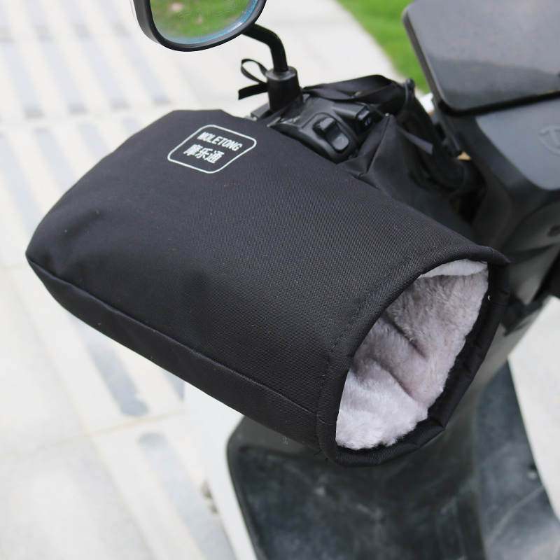 Elektrisko transportlīdzekļu cimdi – ziemā silti, biezināti, ūdensnecaurlaidīgi, ar velūra iekšējo oderi, universāli derīgi