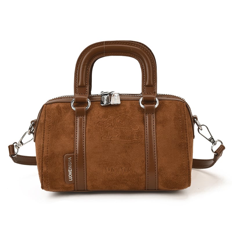 Τσαντάκι γυναικών από σουέντ, στυλ δρόμου, οριζόντιο τετράγωνο σχήμα, κλείσιμο με φερμουάρ, εσωτερική λαμιναρισμένη θήκη με φερμουάρ.