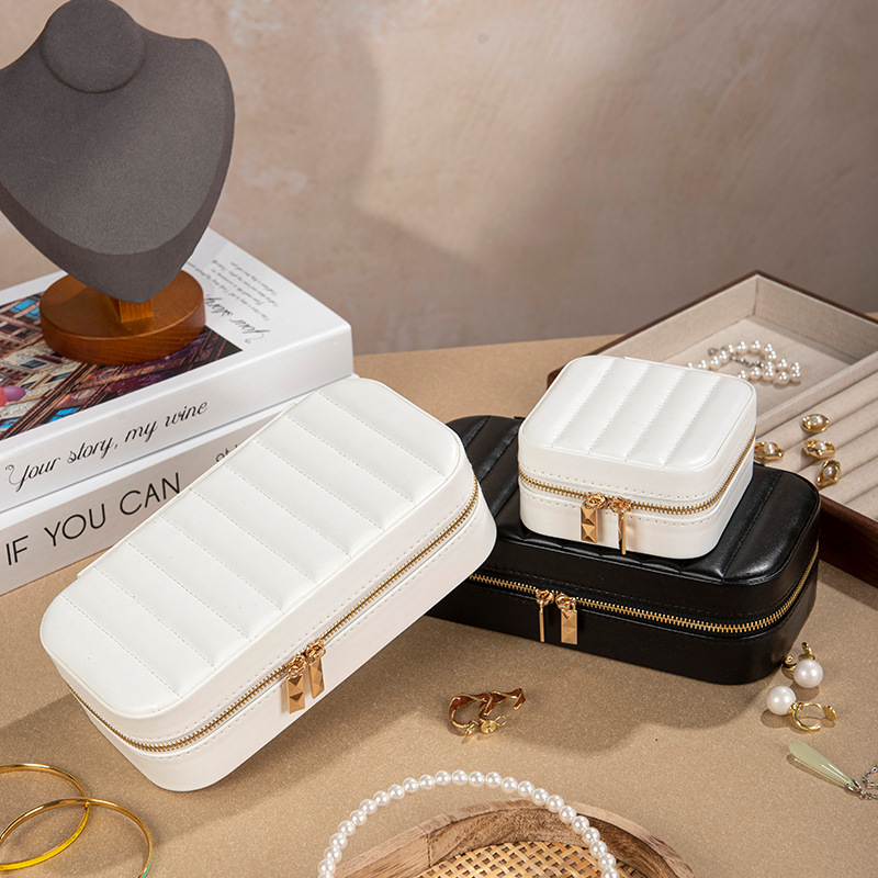 Kutija za nakit Jy-028 – koža, mekana, ležerni stil, jednobojna, model Jy-028