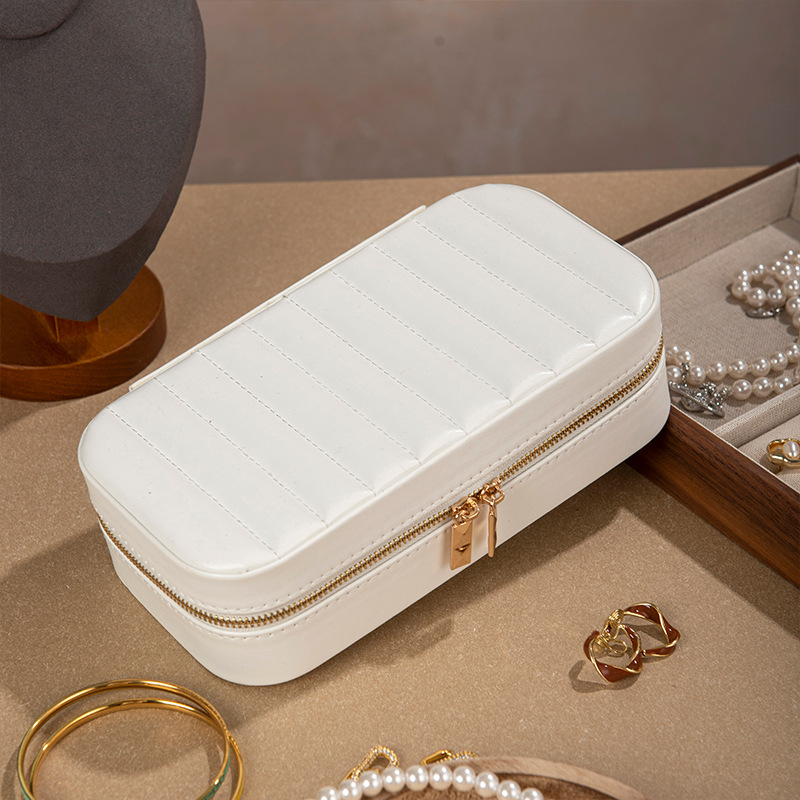 Kutija za nakit Jy-028 – koža, mekana, ležerni stil, jednobojna, model Jy-028