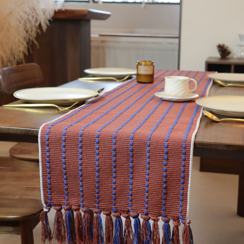 Скандинавска минималистична покривка за маса - памучен жакард, 65% памук / 35% полиестер, прахоустойчива, райета, за хол и спалня