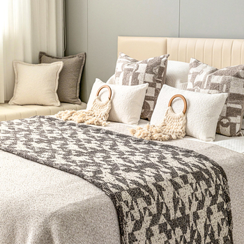 Voodikomplekt – Žakardikangas; Geomeetriline muster; Lihtne stiil; Hotellikasutuseks (Žakardikangas; geomeetriline muster; lihtne stiil; hotellikasutuseks; mitmeosaline komplekt)