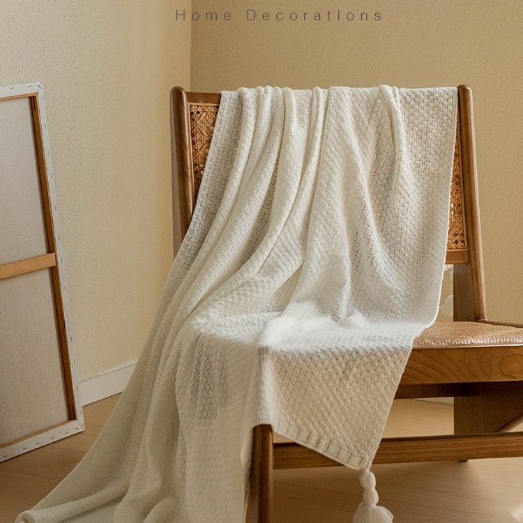 Хавлиено одеяло, еднотонен модел, стил лукс лайт, раздел: Други одеяла и поларени одеяла