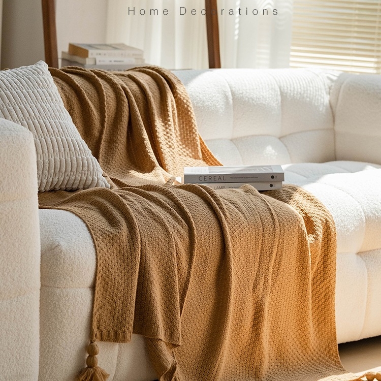 Хавлиено одеяло, еднотонен модел, стил лукс лайт, раздел: Други одеяла и поларени одеяла