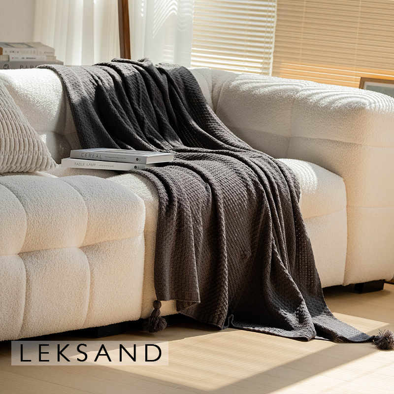 Хавлиено одеяло, еднотонен модел, стил лукс лайт, раздел: Други одеяла и поларени одеяла