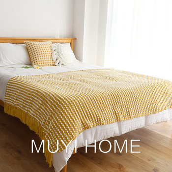 Плетено одеяло с пискюли в скандинавски стил, едноцветно, за покриване на легло и диван