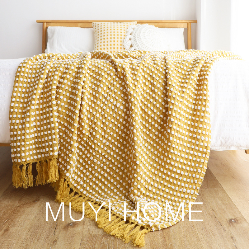 Плетено одеяло с пискюли в скандинавски стил, едноцветно, за покриване на легло и диван