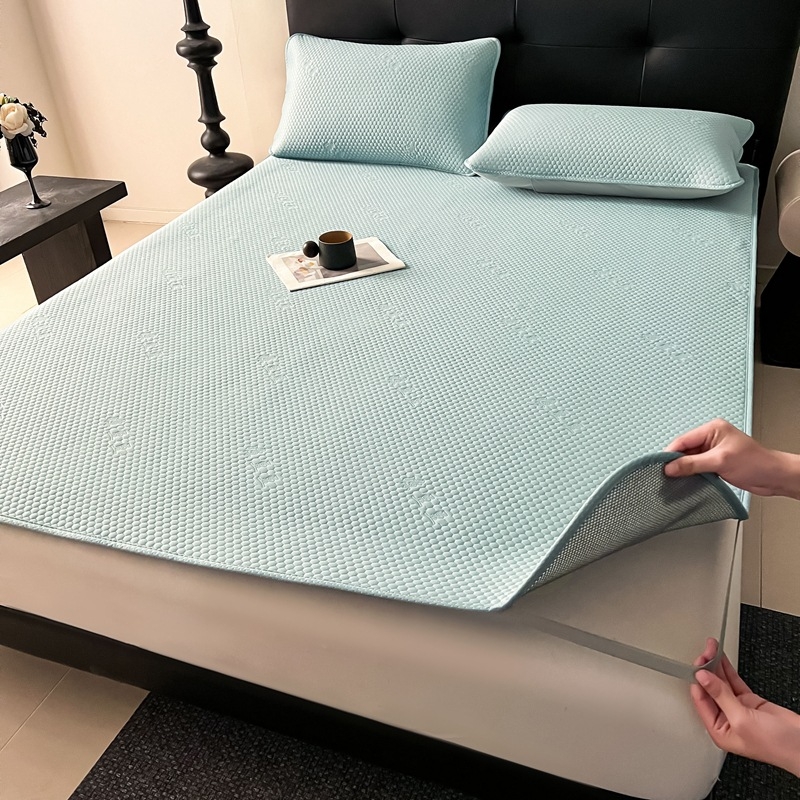 Set od tri posteljne podloge s rashladnim ice-silk materijalom, zaobljeni kutovi, perivo, za kućnu upotrebu, pogodan za krevete 1,5 m i 1,8 m